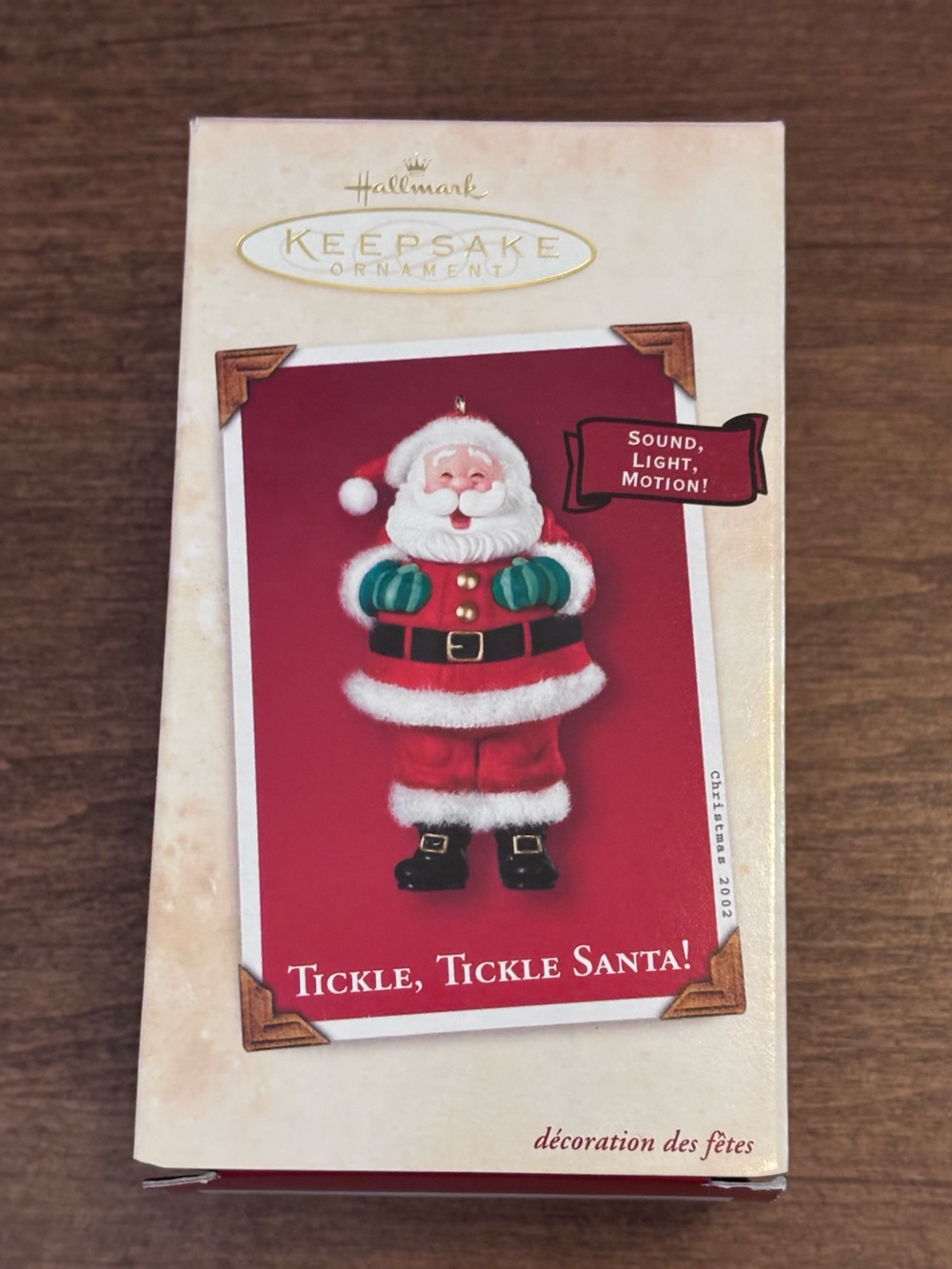 Hallmark Keepsake Tickle, Tickle Santa! 2002 Keepsake Magic Christmas Ornament